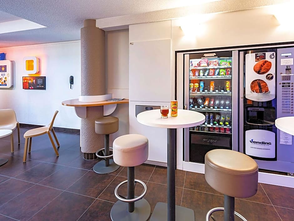 ibis budget Orange Centre