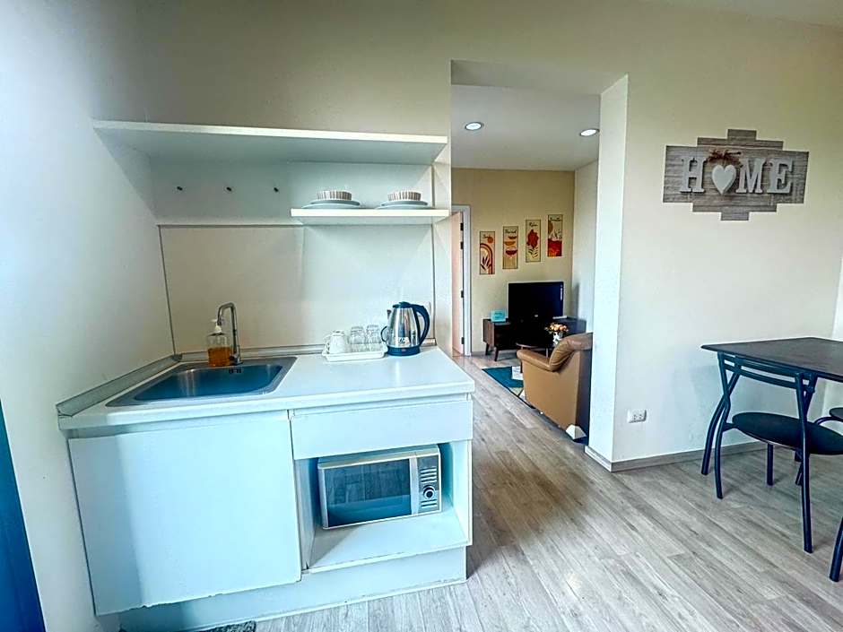 Minimal 2 BR next to IKEA, Central Westgate Bangyai