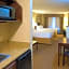 Holiday Inn Express Devils Lake By IHG
