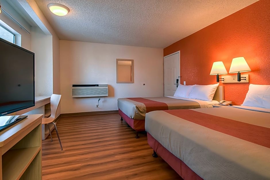 Motel 6 Rowland Heights, CA - Los Angeles - Pomona