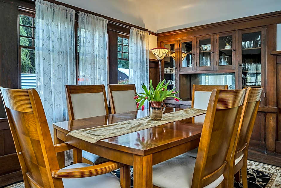 Craftsman Inn