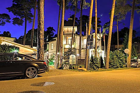 TB Palace Hotel & SPA