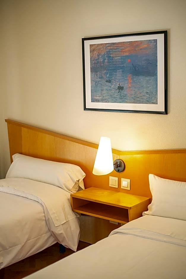 Zdjęcie 1 z 1 — 2 Beds