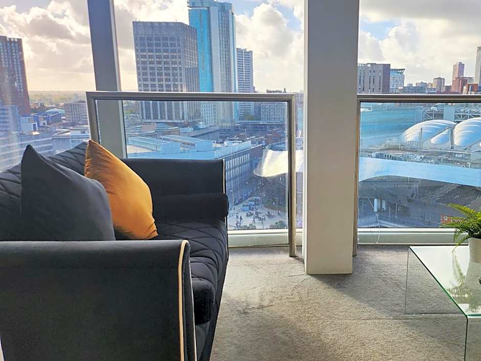 Cityscape Apartment in Birmingham with Self Checkin