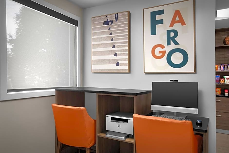 Holiday Inn Express Fargo - West Acres By IHG