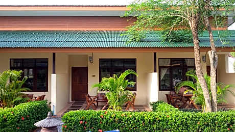 One-Bedroom Villa