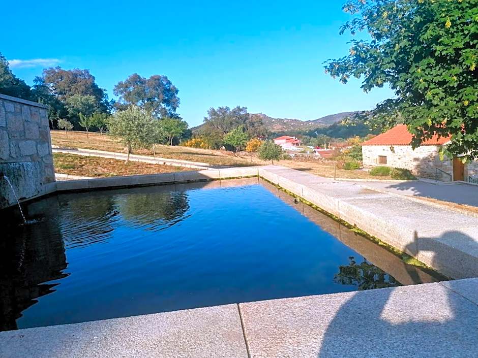 ROSAS DA GRANJA - CASA DE CAMPO