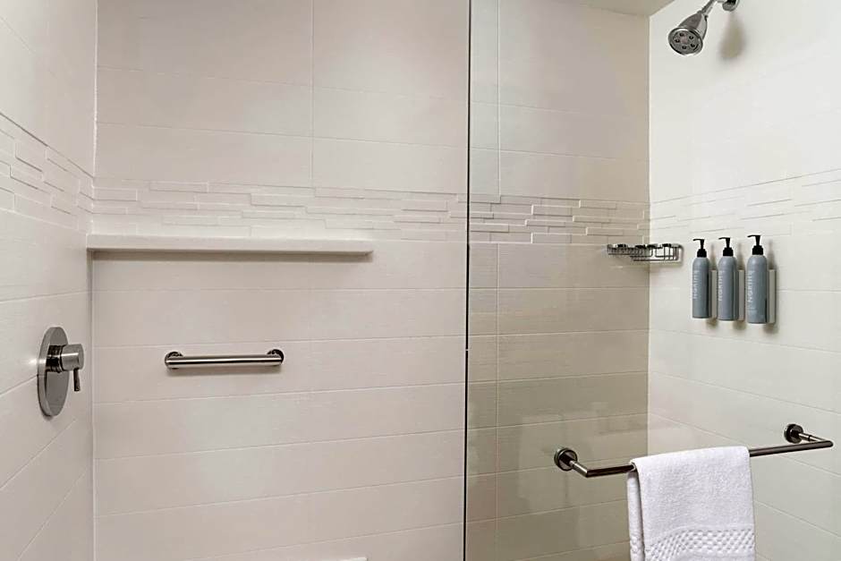 Residence Inn by Marriott Milwaukee West