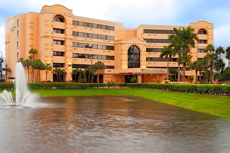 DoubleTree by Hilton Hotel West Palm Beach Airport