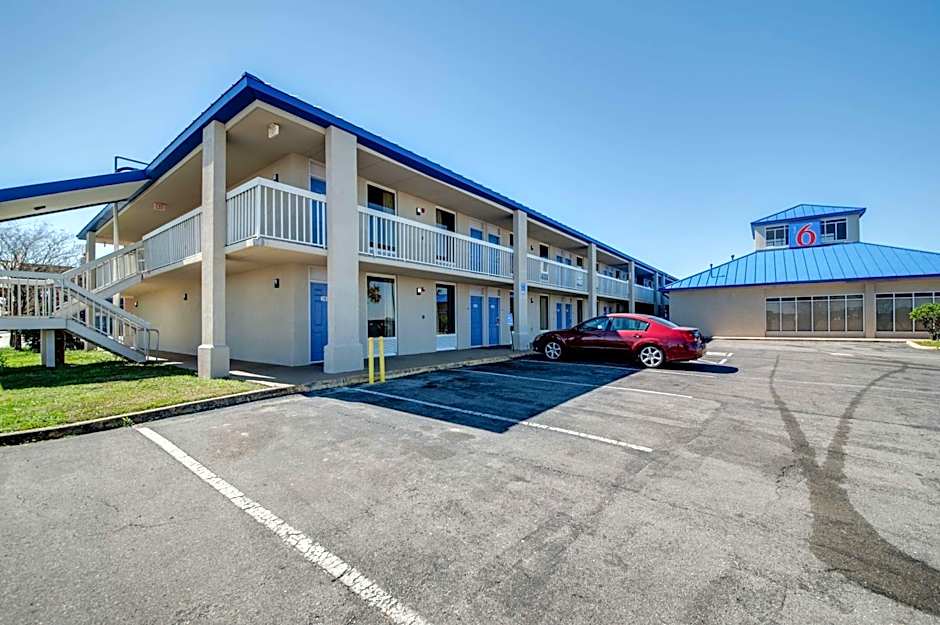 Motel 6-Jennings, LA