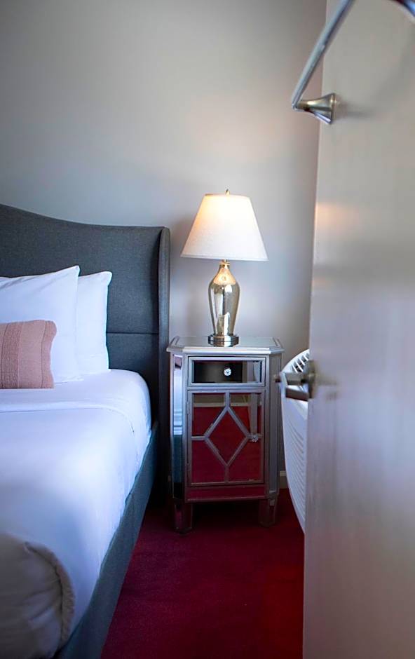 The Hotel Hollywood