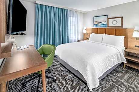 Suite with One King, Queen and Sofa Bed