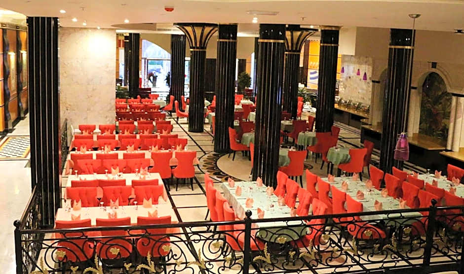 Red Castle Hotel