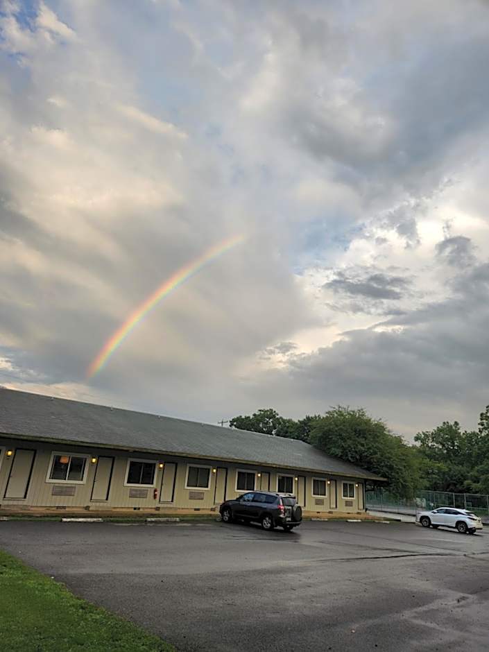 Glenwood Inn & Conference Center