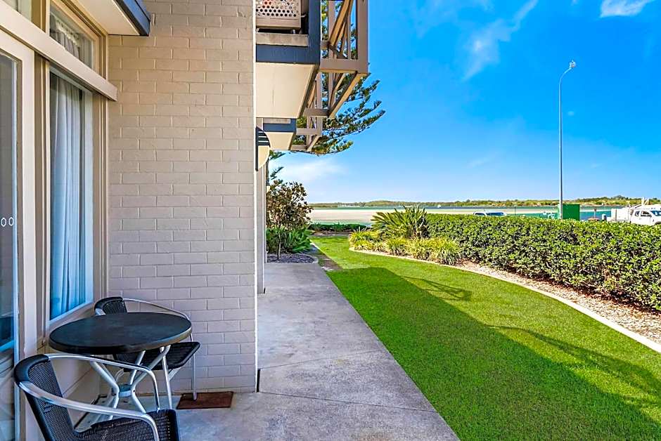 Comfort Resort Waters Edge