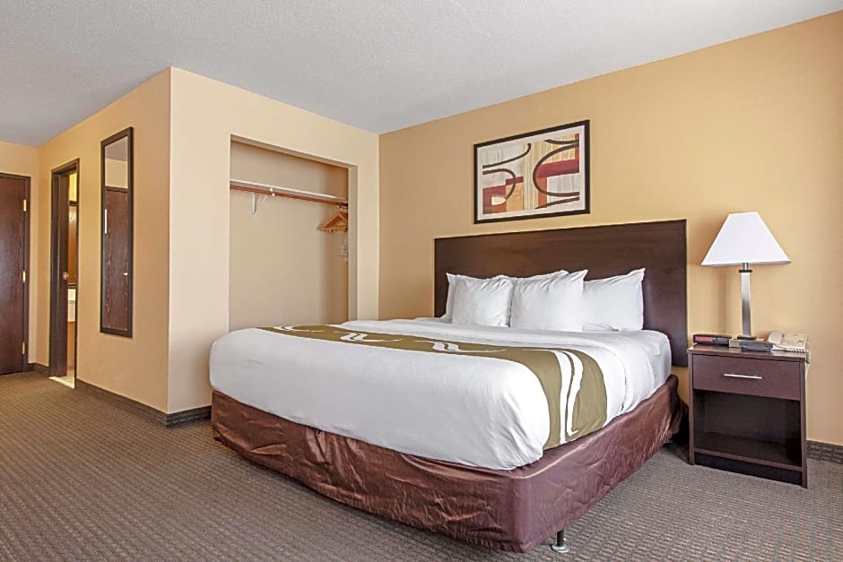 Quality Inn & Suites Lincoln North
