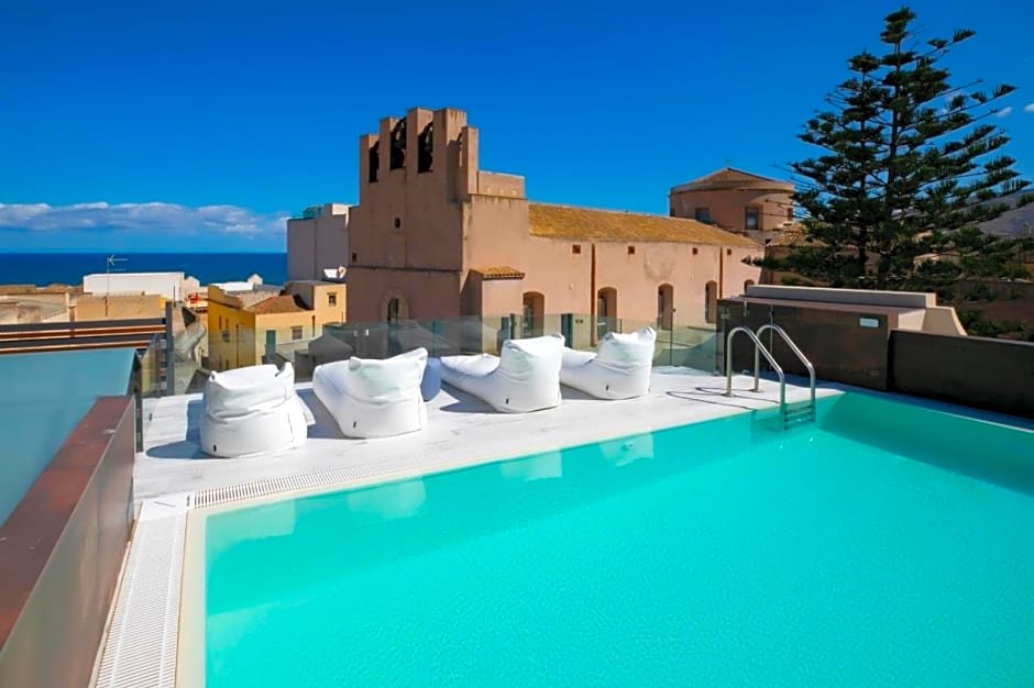 Azzoli Trapani - Apartments&Skypool - Adults Only