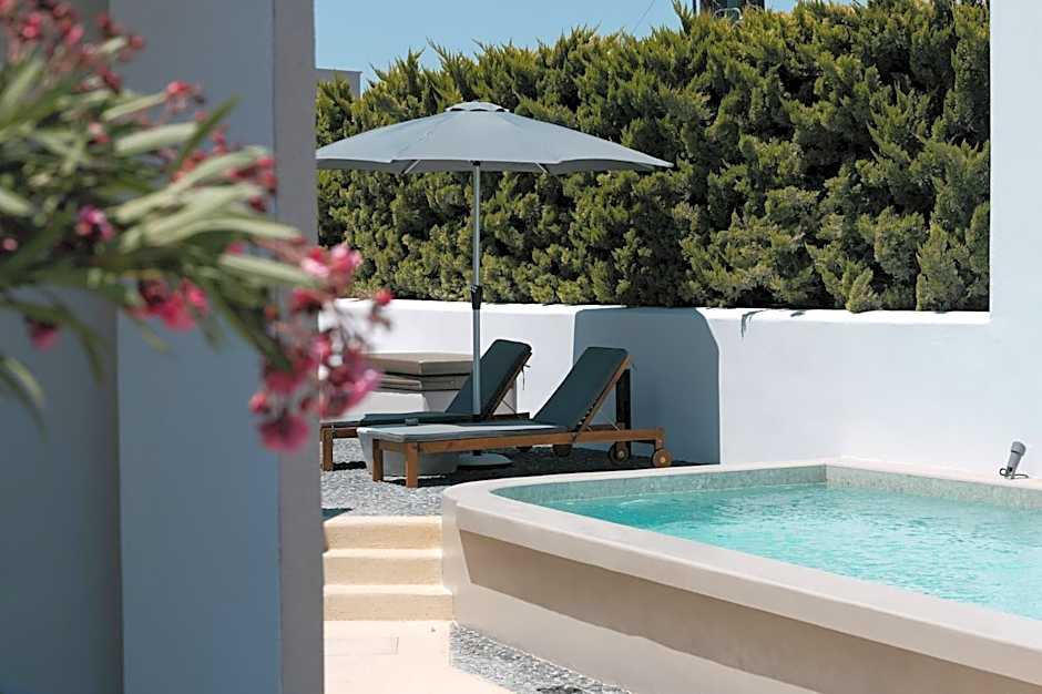 Elements Cozy Suites Pyrgos