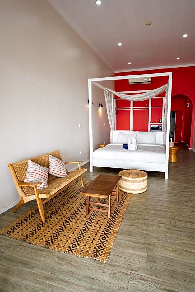 Baan Jai Dee Beach Front Hotel