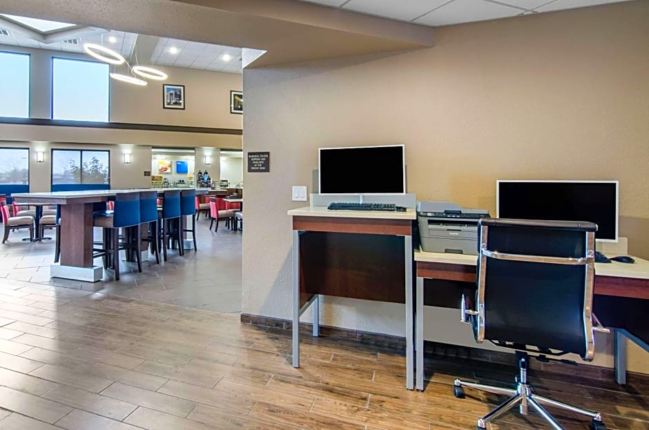 Comfort Inn & Suites