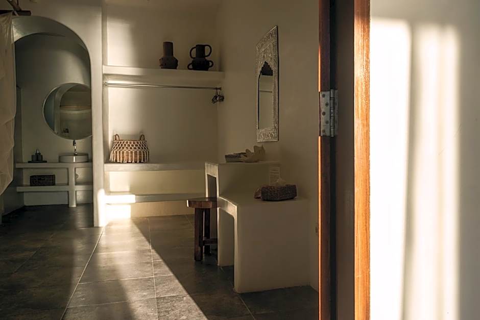 Cabana - Boutique Beachfront Accommodation