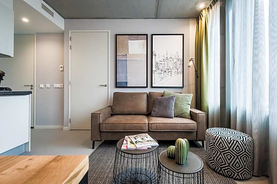 YAYS Amsterdam East by Numa