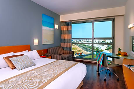 Executive Double Room with Sea View (2 Adults)