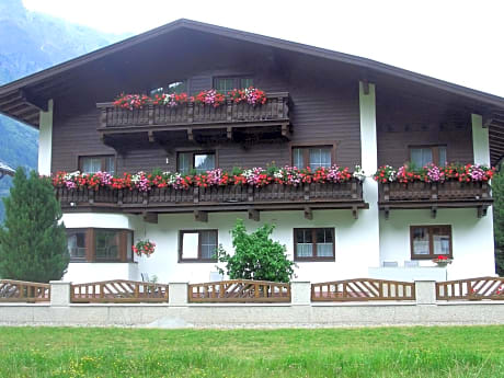 LEOPOLDINE Apart Zimmer