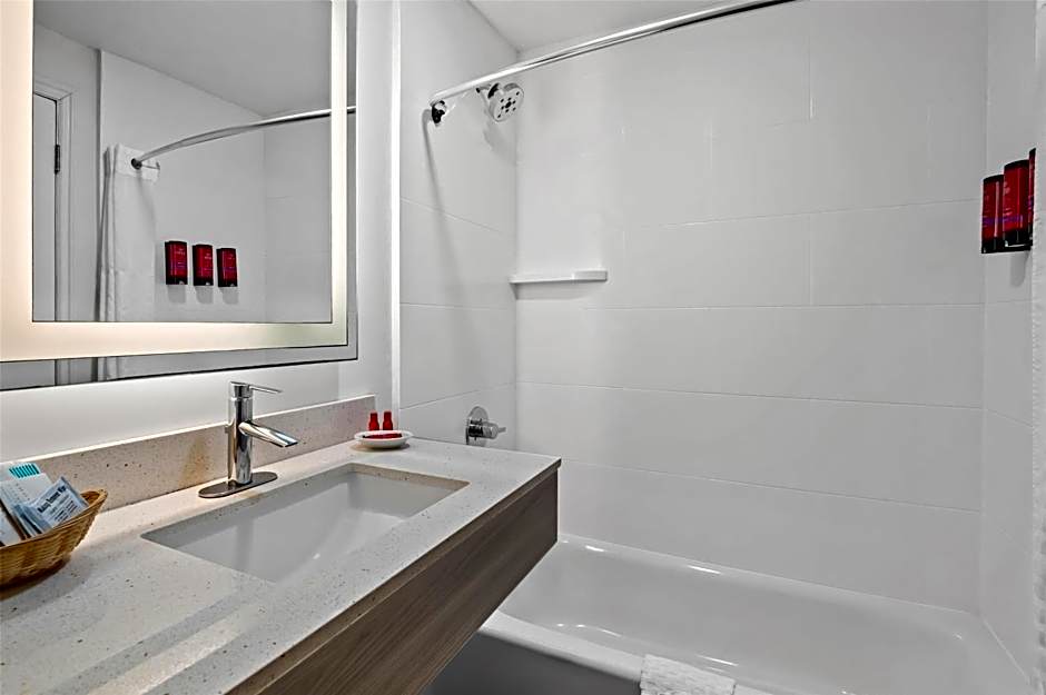 SureStay Hotel by Best Western Santa Monica