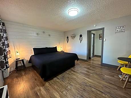 Standard 2 Queen Beds
