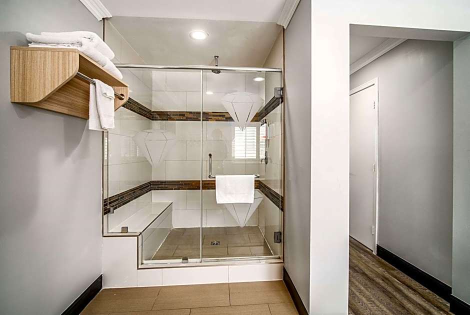 Travelodge Inn & Suites by Wyndham Bell Los Angeles Area