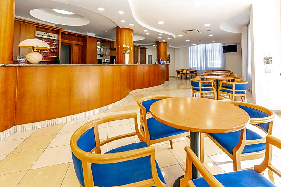 Hotel Ribot