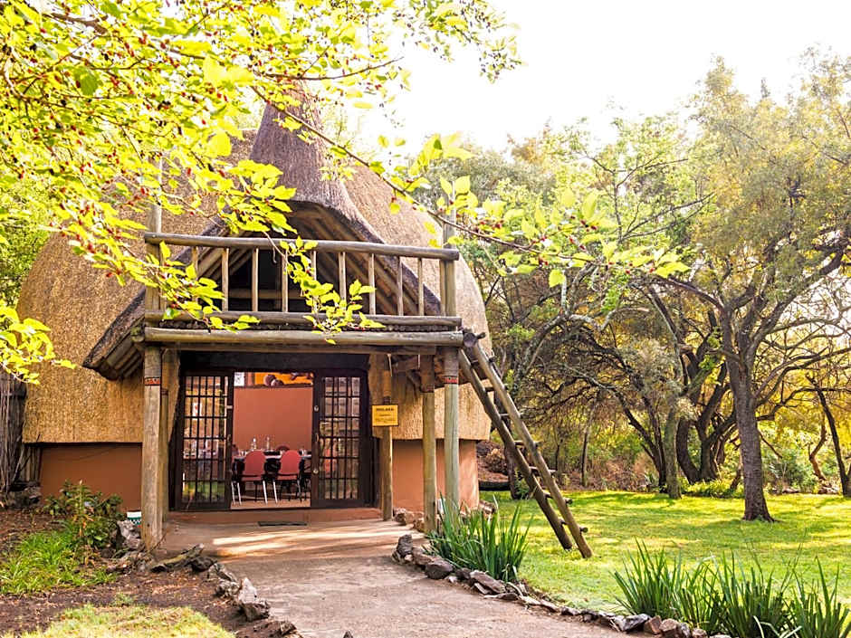 aha Lesedi African Lodge & Cultural Village