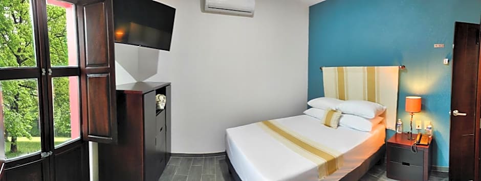 Nueve Agaves Hotel