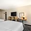 Spark by Hilton Knoxville North I-75
