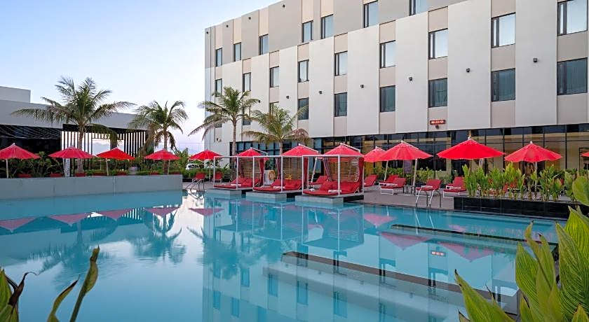 Maani Muscat Hotel and Apartments