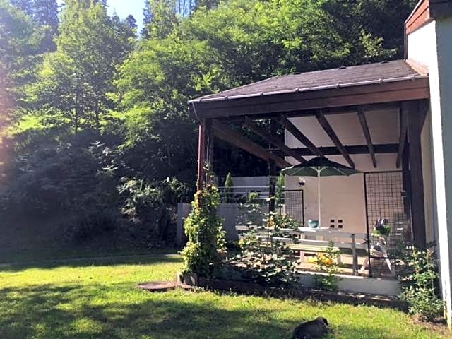 Residential&Guesthouse LIVING FÜRSTENBAU