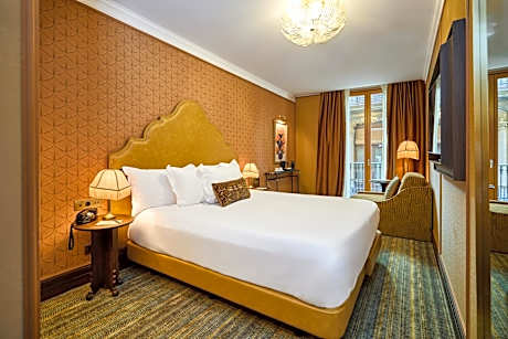 Deluxe Room with Balcony