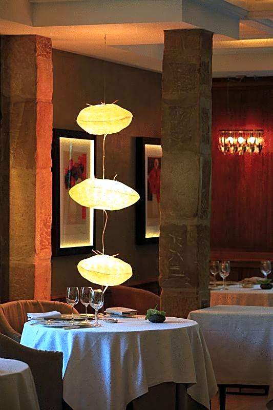Hotel & Restaurants - Maison Chabran