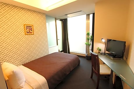-Double Room with Small Double Bed - Non-Smoking Small Dog Friendly