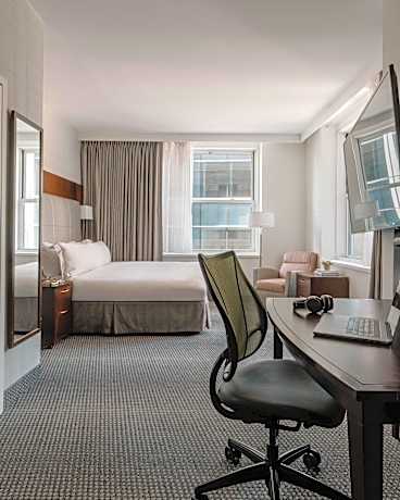 Club Quarters Hotel in Boston