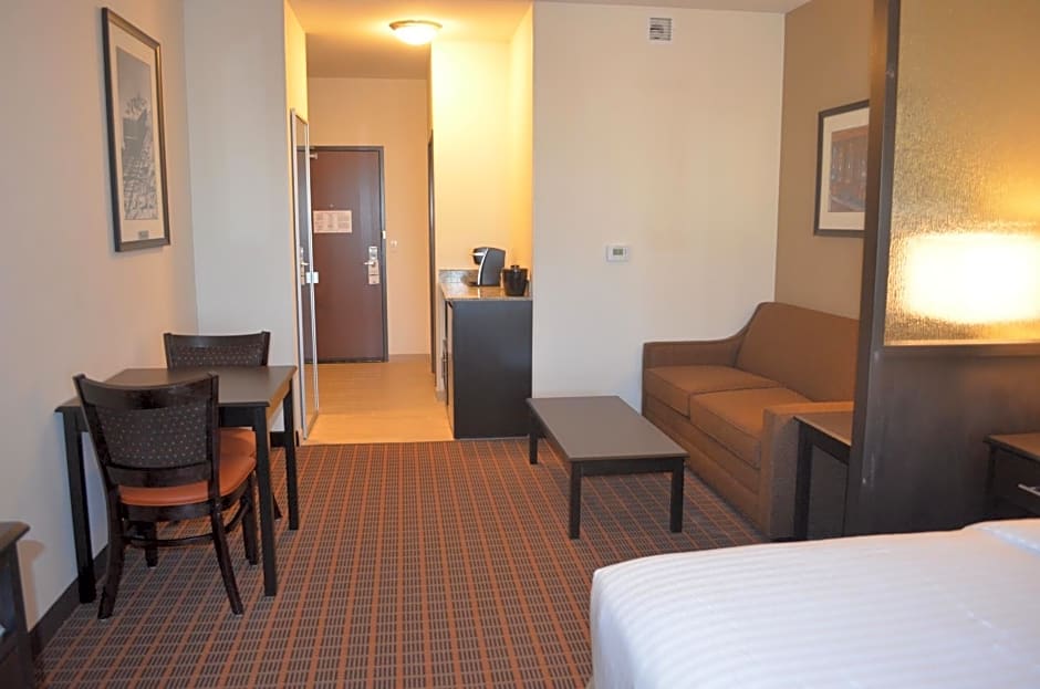 Holiday Inn Express and Suites Golden Denver Area