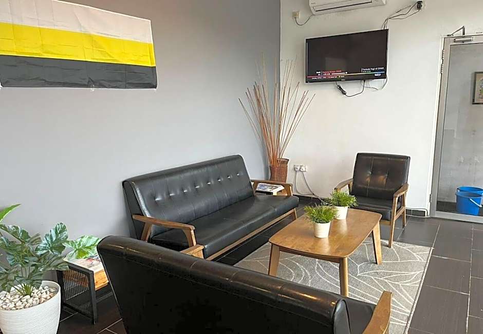 1108 Hotel Sungkai