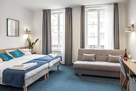 Deluxe Double or Twin Room