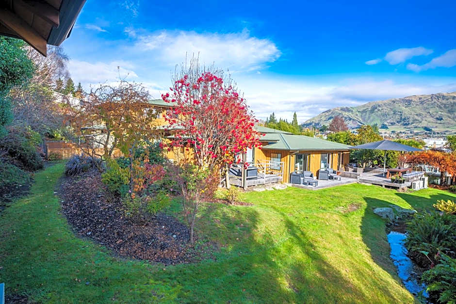 Wanaka Springs Lodge