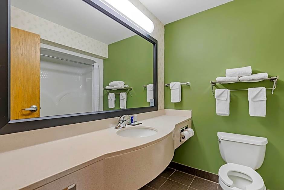 Sleep Inn & Suites Charles City