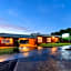 Country Roads Motor Inn