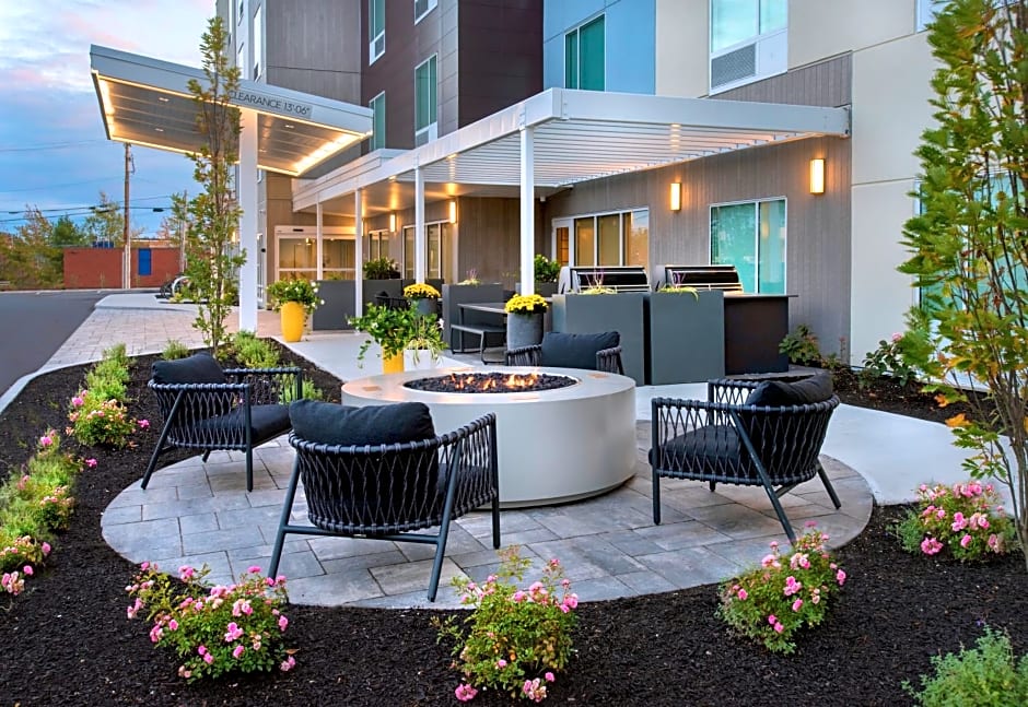 TownePlace Suites by Marriott Portland Airport ME