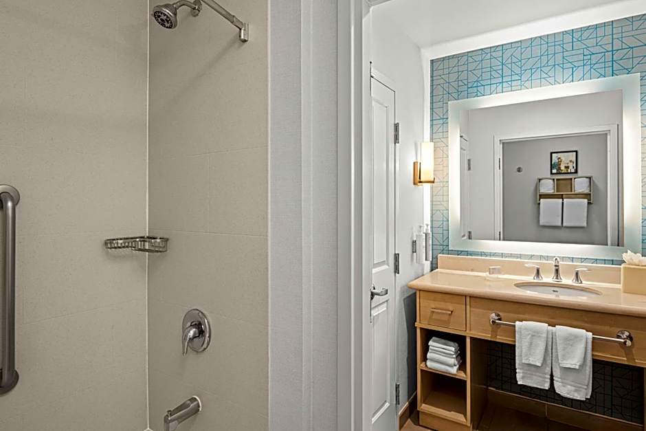 Homewood Suites by Hilton Anaheim Resort