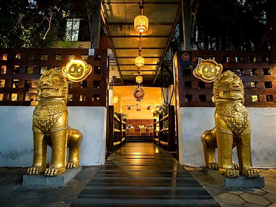 Mad Monkey Phnom Penh
